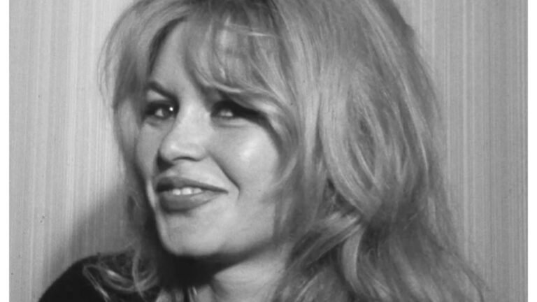 Brigitte Bardot Remains 'Mysterious' Even as She Opens Up in "Bardot"