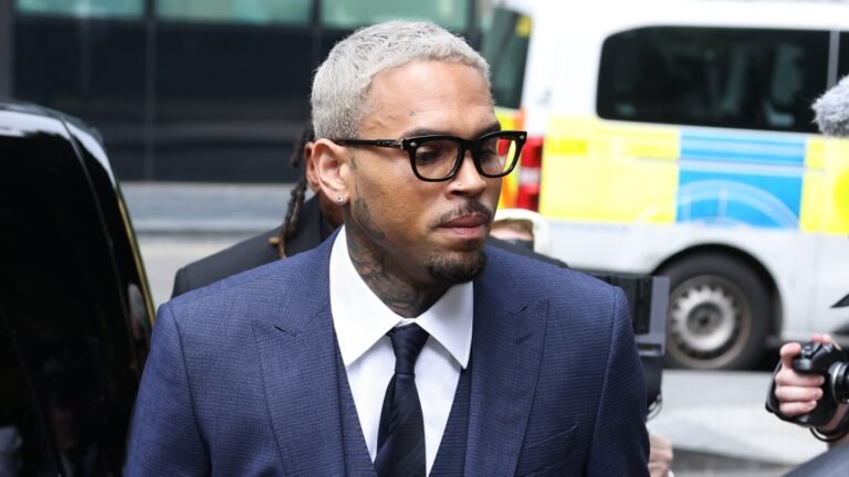 Chris Brown Pleads Not Guilty to U.K. Assault Charge