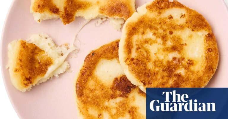 How to make perfect cheese arepas – recipe | Bread