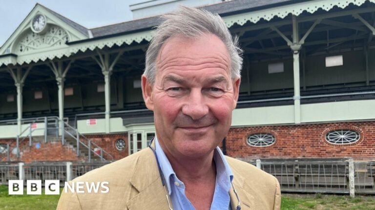 Rupert Lowe mistakes charity rowers for 'illegal migrants'